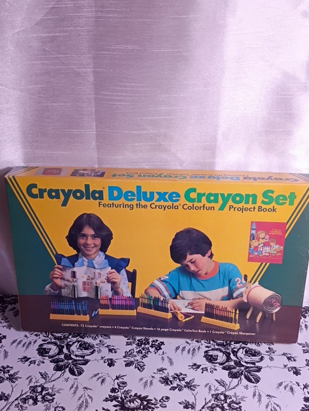 Crayola Deluxe 1981 Vintage Crayon Set New